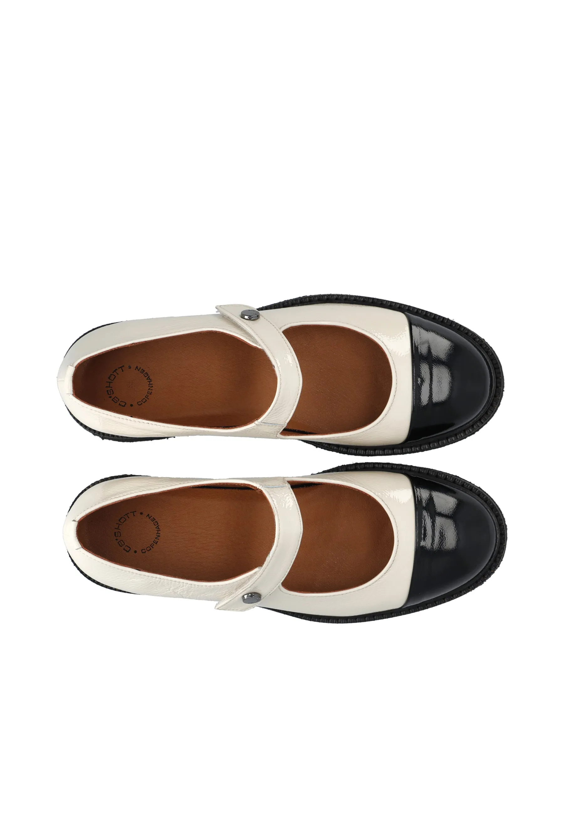 CASBETTY Mary Jane W. Toe Cap Patent