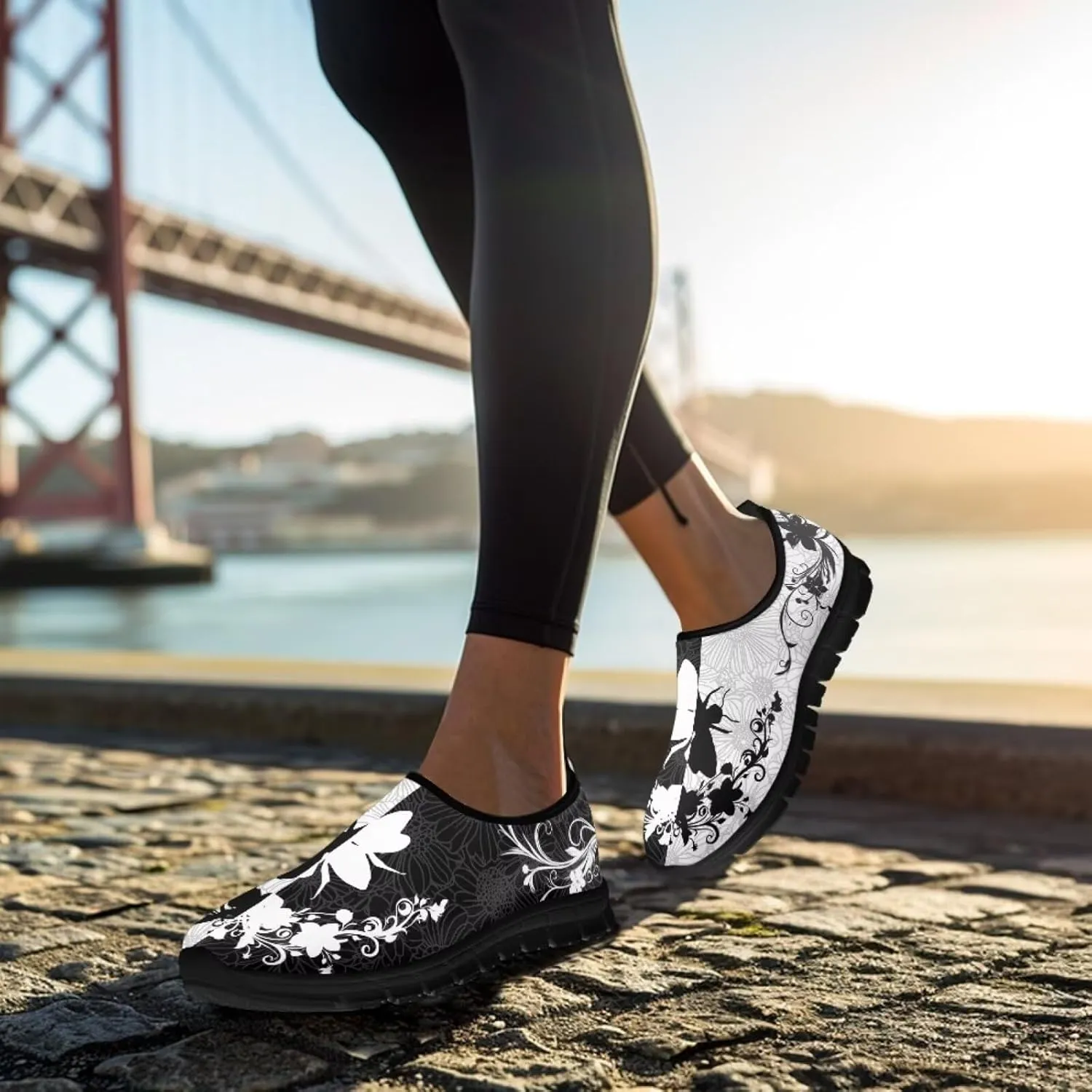 Casual Slip On Walking Shoes for Women Lady Breathbale Mesh Sport Shoes Light Weight Road Running Shoes Comfort Footwear for Travel