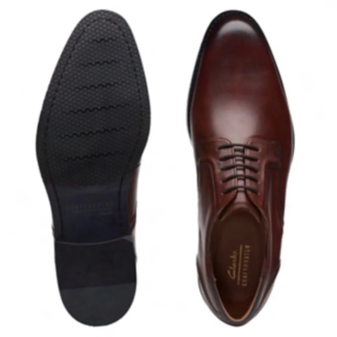 Clarks British Tan / Burgundy Leather Shoes