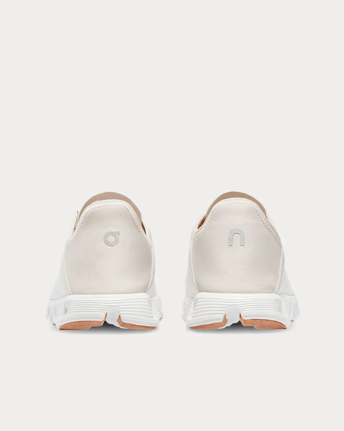 Cloud 5 Undyed-White / Pearl Running Shoes