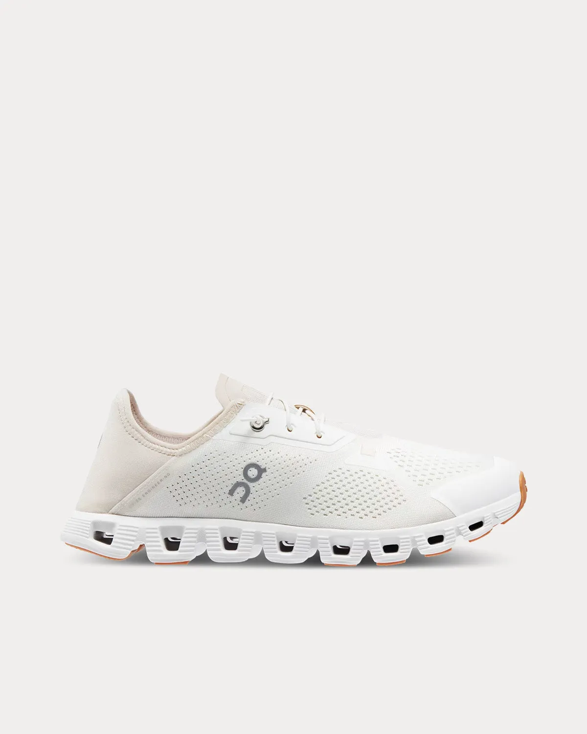 Cloud 5 Undyed-White / Pearl Running Shoes