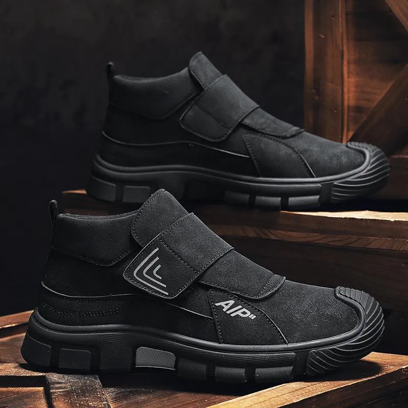 Men's new durable and comfortable soft shoes