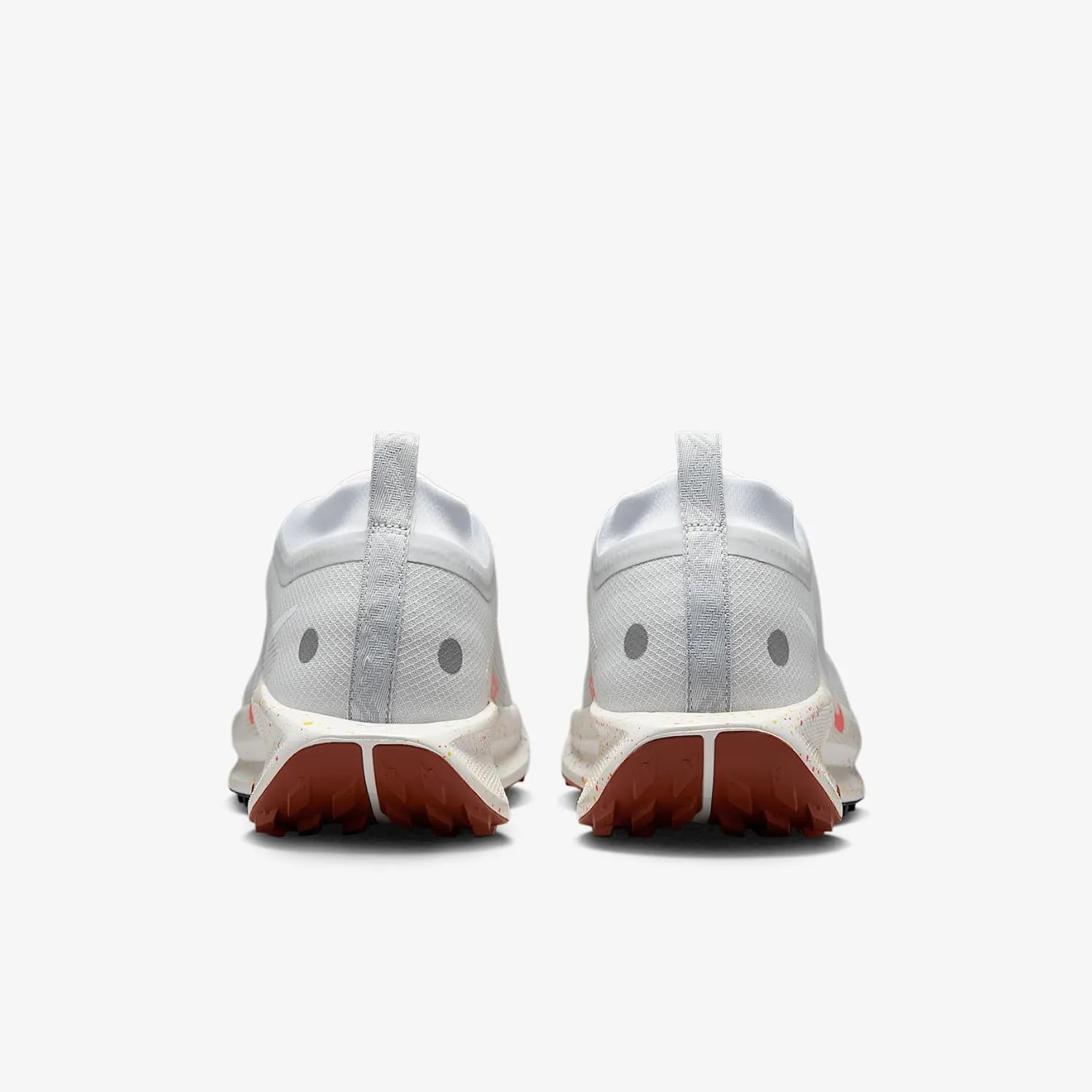 Nike Pegasus Trail 5 Gore-TEX Men's Waterproof Running Shoes (FQ0908-009, Pure Platinum/Football Grey/Pink Foam/White)