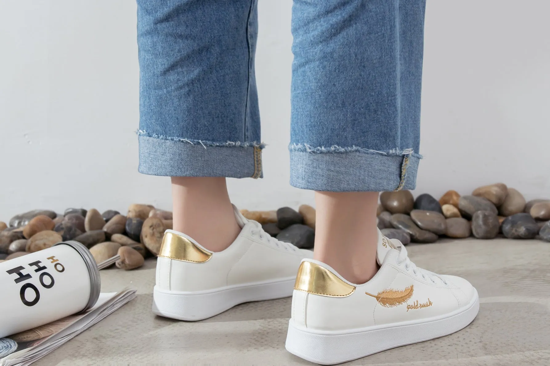 SH224 - Embroidered leaves light white shoes