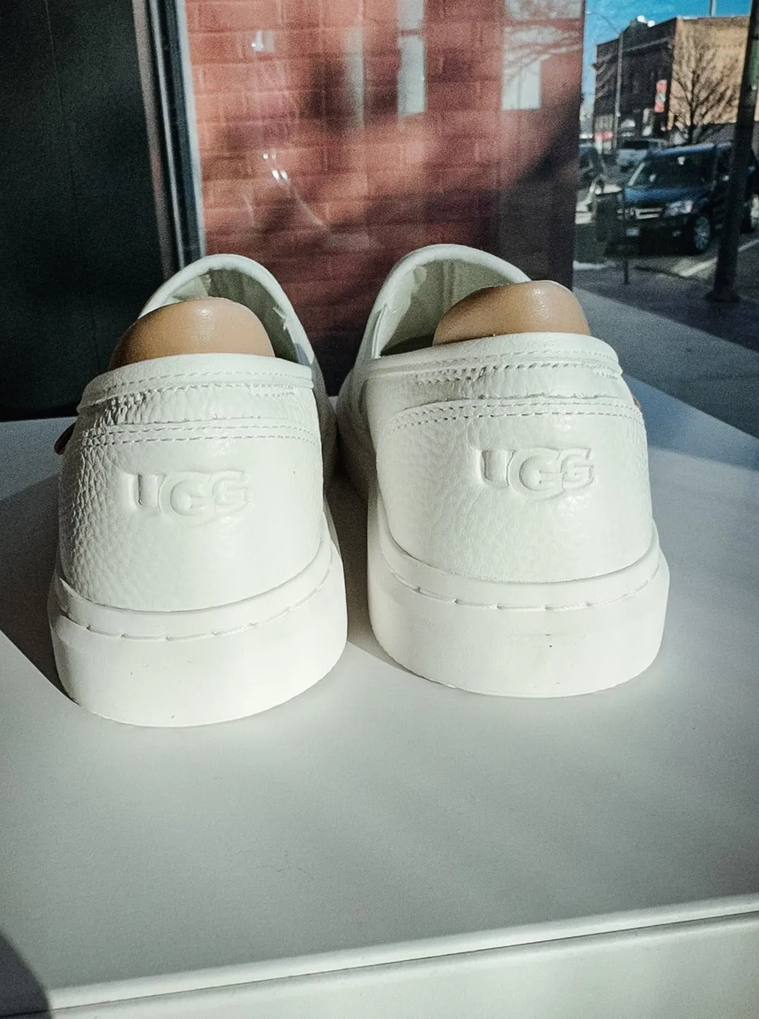 UGG Alameda Slip On
