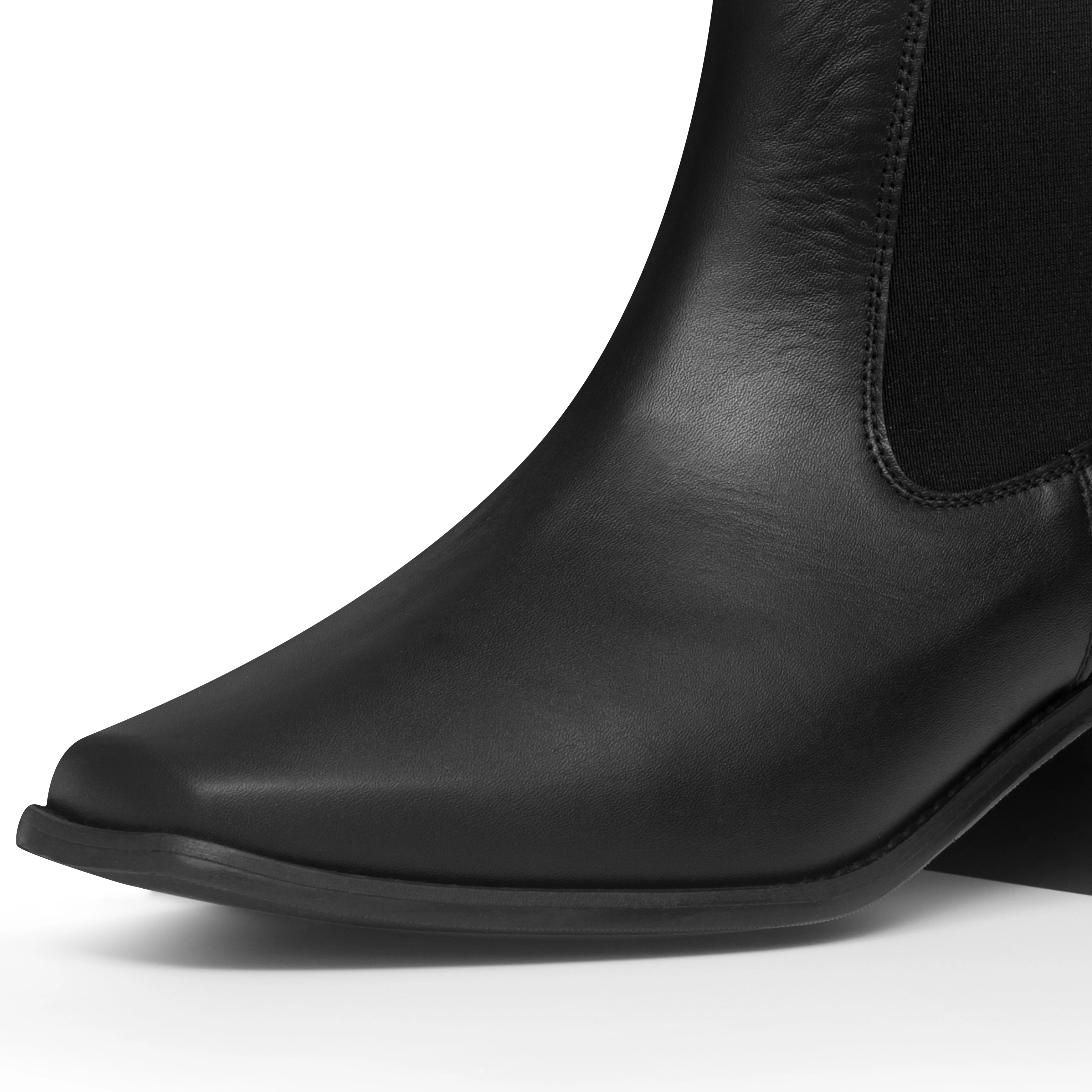 Vallera Extra Wide Width Boots - Black Leather